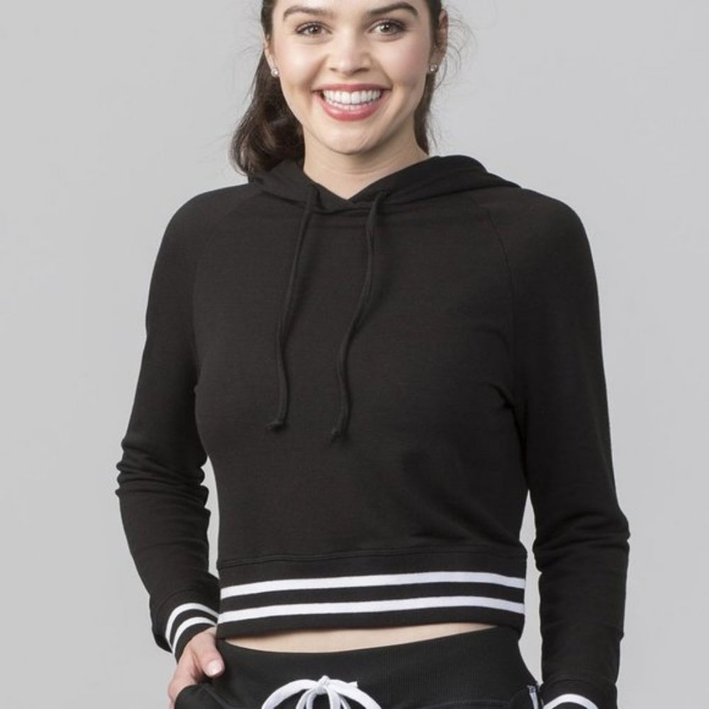 Boxercraft Stadium Cropped Hoodie in Black